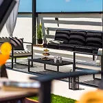 Luna Luxury