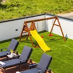 فيلة Luna Luxury سكرادين