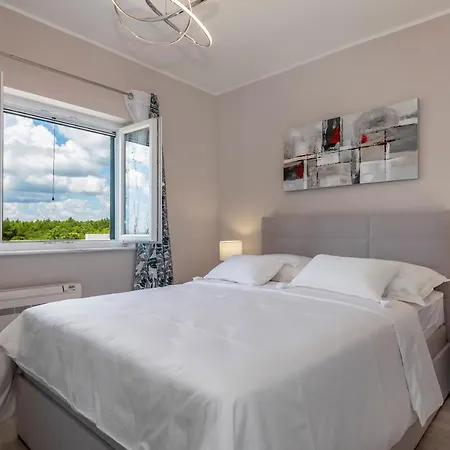 Luna Luxury 斯克拉丁