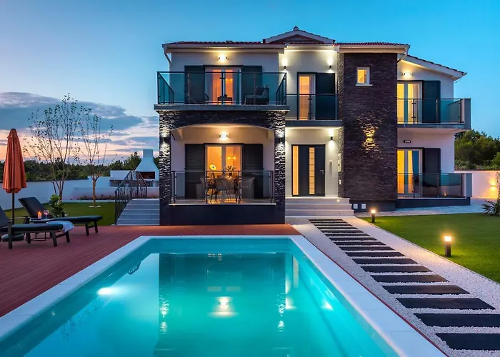 Luna Luxury וילה *