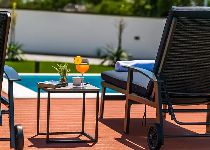 Luna Luxury * סקארדין