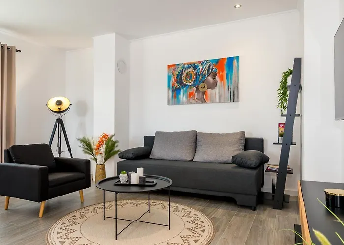 Luna Luxury וילה סקארדין