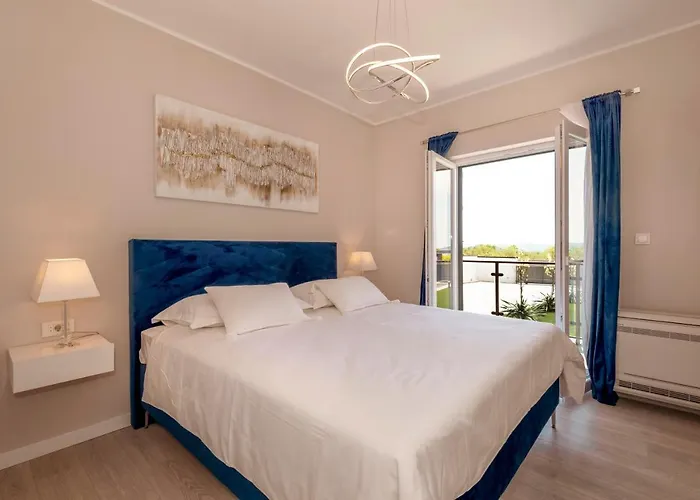 Luna Luxury * סקארדין