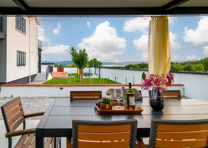 וילה Luna Luxury *