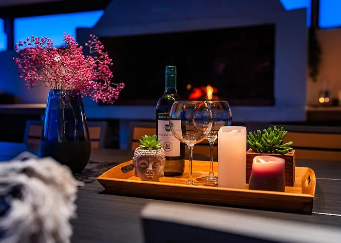 Luna Luxury סקארדין