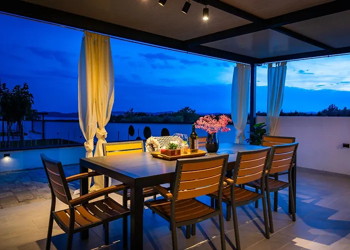 Luna Luxury * סקארדין